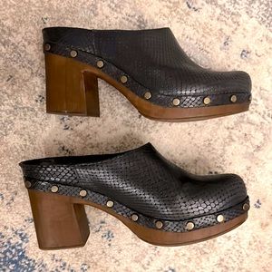 Ten Points Faye Clogs - all leather